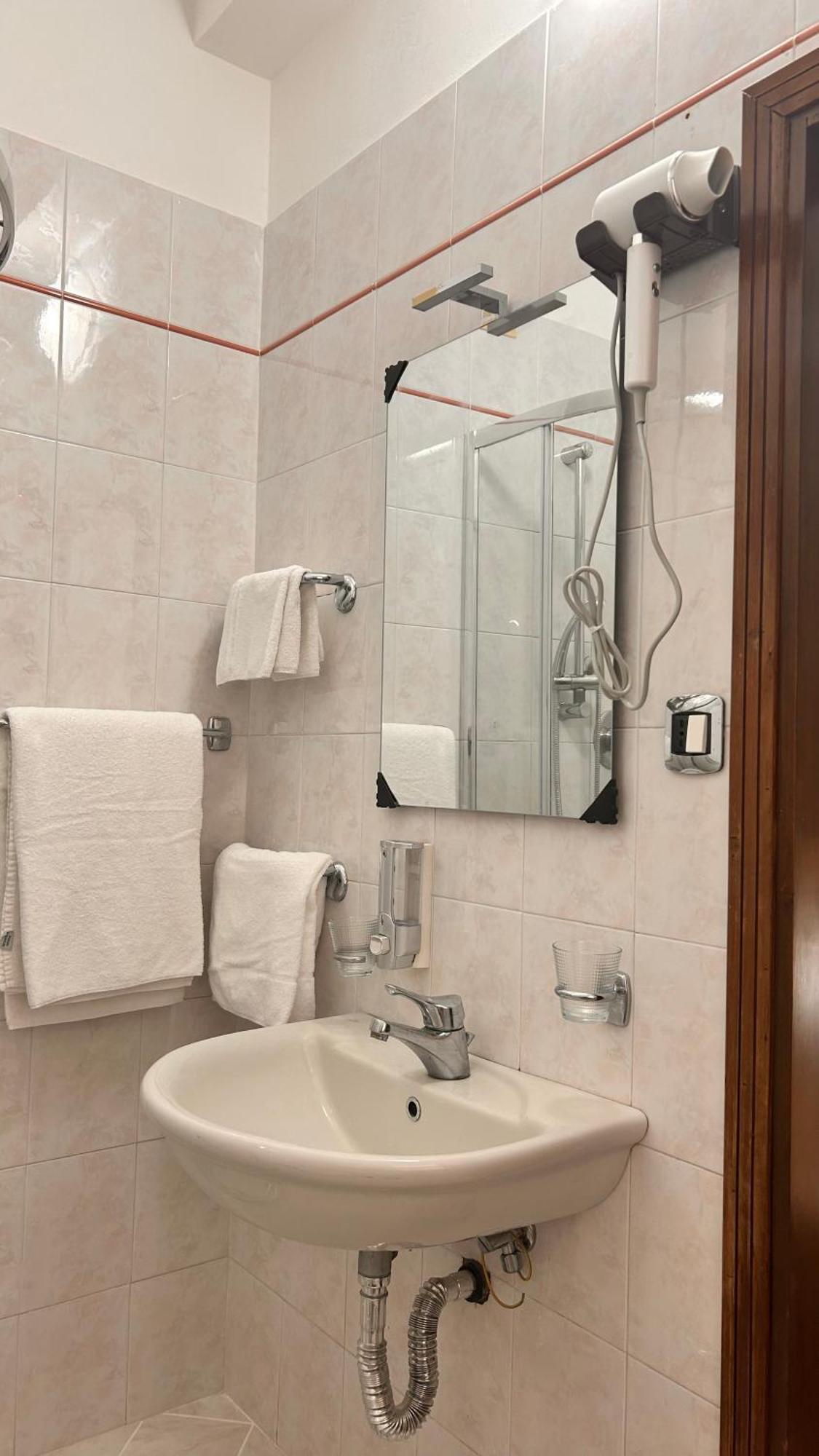 Hotel Tito 2 Mestre Zewnętrze zdjęcie