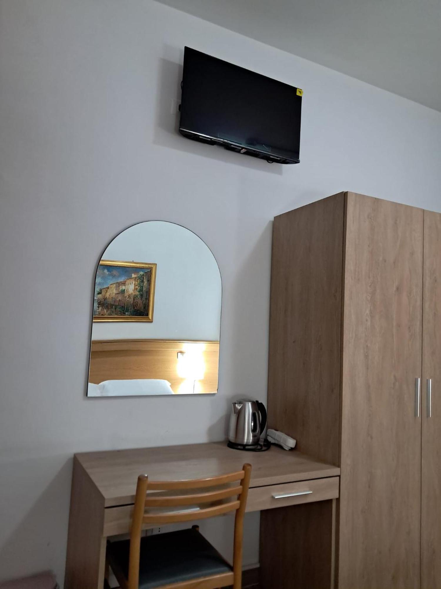 Hotel Tito 2 Mestre Zewnętrze zdjęcie